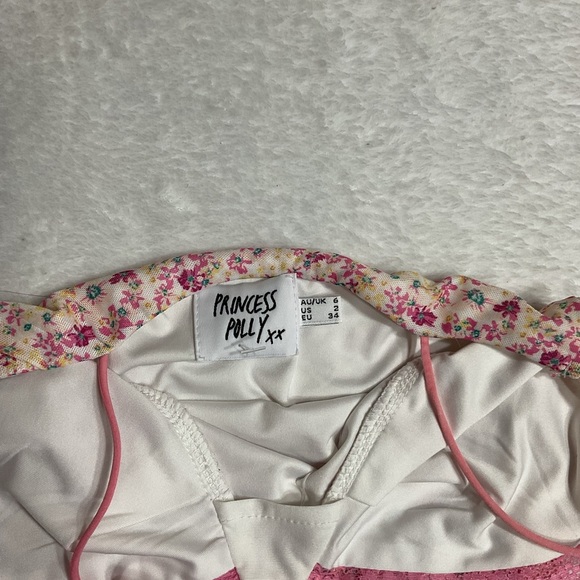 Princess Polly size 2 floral lace tank top - Picture 6 of 6